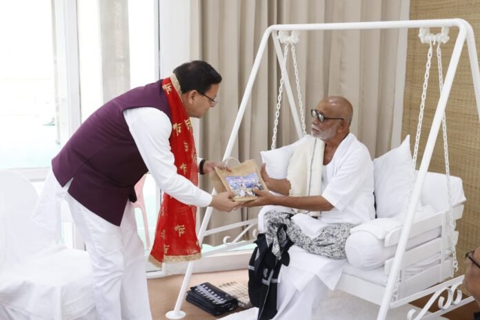 सीएम पुष्कर सिंह धामी ने नंदप्रयाग में आयोजित राम कथा में प्रतिभाग किया