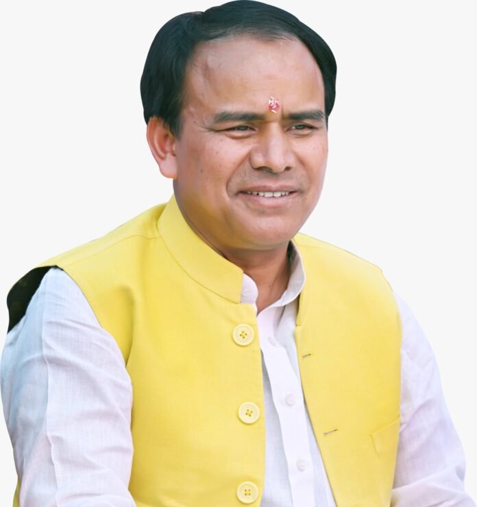 567 डॉक्टर रखेंगे तीर्थ यात्रियों के स्वास्थ्य का ख्यालः डॉ. धन सिंह रावत