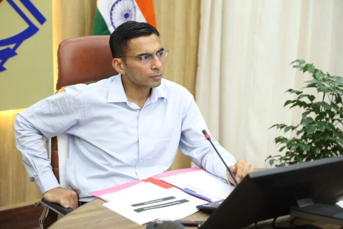 आपका मन तय नहीं कर सकता कि ऑपरेशन सर्जरी होंगी या नहींः डीएम