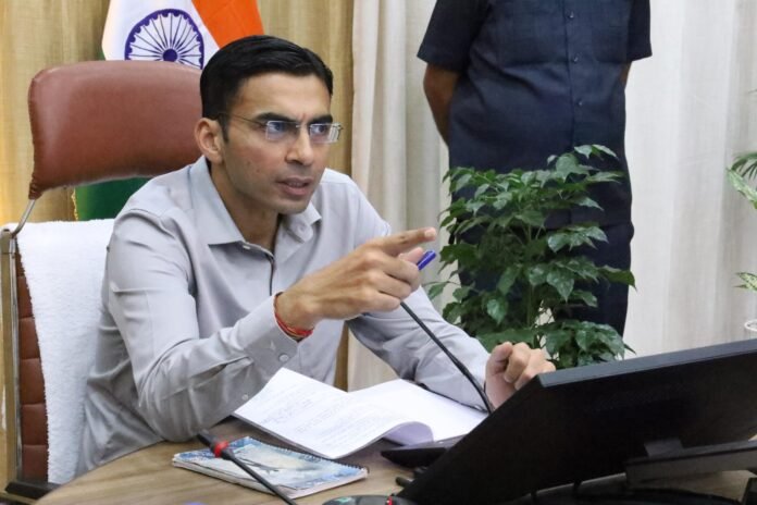 समान नागरिक संहिता (यू०सी०सी०) के तहत यू०सी०सी० पोर्टल, युद्धस्तर पर सम्पादित कराये जाने हैं विभिन्न श्रेणी के पंजीकरणः डीएम