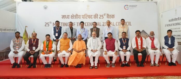 मुख्यमंत्री पुष्कर सिंह धामी ने मध्य क्षेत्रीय परिषद की बैठक में राज्य से जुड़े अनेक महत्वपूर्ण मुद्दों को उठाया