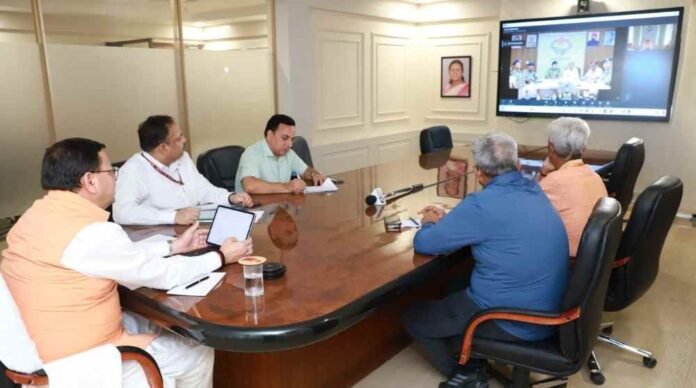 मुख्यमंत्री पुष्कर सिंह धामी ने वीडियो कांफ्रेंसिंग के माध्यम से आगामी कांवड़ मेला-2025 की तैयारियों को लेकर अधिकारियों संग की समीक्षा बैठक