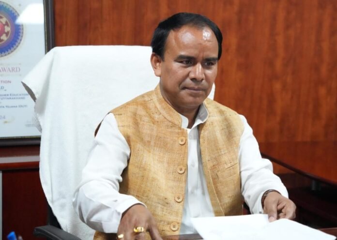 सूबे में 13 आदर्श संस्कृत ग्रामों की होगी विधिवत शुरूआतः डॉ. धन सिंह रावत