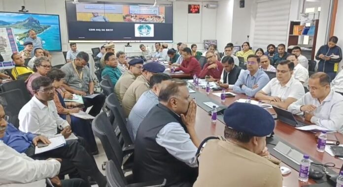 धराली आपदा : मुख्यमंत्री पुष्कर सिंह धामी के निर्देश पर स्वास्थ्य विभाग अलर्ट मोड में