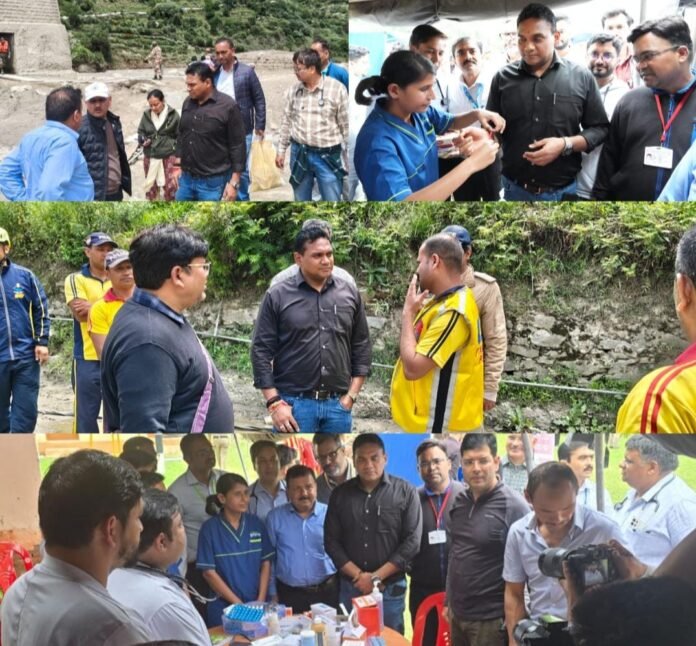 मुख्यमंत्री के निर्देश पर ग्राउंड जीरो पहुंचे स्वास्थ्य सचिव, धराली में आपदा प्रभावित इलाकों में राहत और बचाव कार्यों का किया निरीक्षण