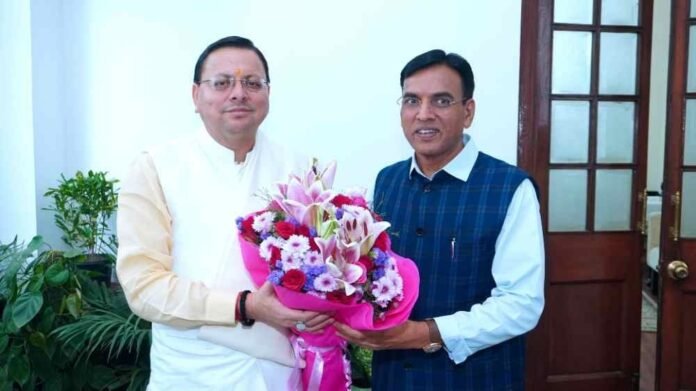 मुख्यमंत्री धामी ने केंद्रीय मंत्री मनसुख मांडविया से कई महत्वपूर्ण प्रस्तावों पर की चर्चा