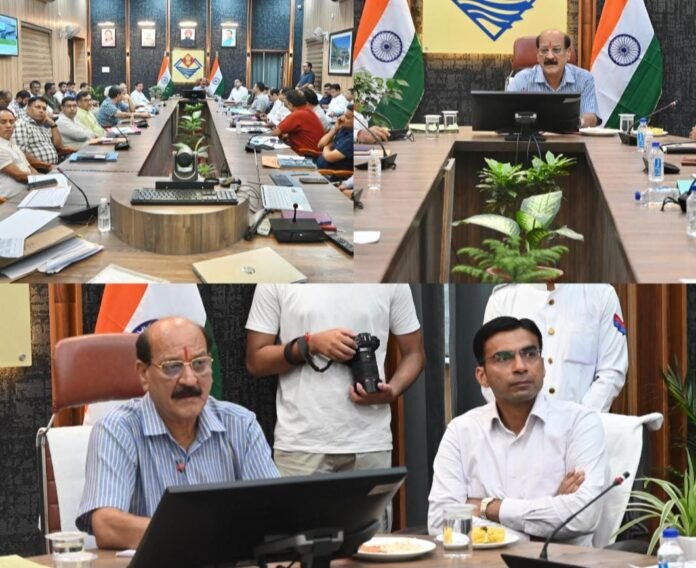 जिले के प्रभारी मंत्री सुबोध उनियाल ने की आपदा राहत एवं पुनर्वास कार्यों की समीक्षा