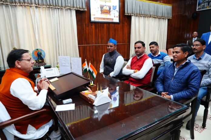 मुख्यमंत्री पुष्कर सिंह धामी ने पूरी की वर्षों पुरानी उपनल कर्मचारीयों की मांग आदेश जारी