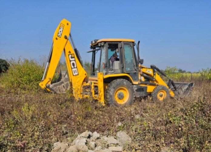 एमडीडीए की सख्त कार्रवाई- अवैध प्लाटिंग और निर्माण पर चला बुलडोज़र, 22 बिघा में ध्वस्तीकरण