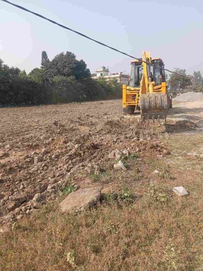 एमडीडीए की अवैध निर्माणों पर सीलिंग और प्लॉटिंग स्थलों पर ध्वस्तीकरण की बड़ी कार्रवाई, 108 बीघा अवैध प्लाटिंग पर चला बुलडोज़र, अवैध निर्माण या अवैध प्लॉटिंग नहीं की जाएगी किसी भी स्तर पर बर्दाश्त – बंशीधर तिवारी