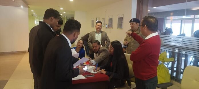 ड्रग्स के खिलाफ जिला प्रशासन का एक्शन जारीः डीआईटी यूनिवर्सिटी में छात्रों की ड्रग्स टेस्टिंग