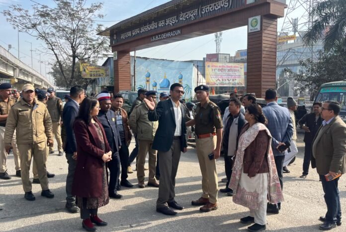 डीएम के दौरे का असर; आईएसबीटी पर निकासी गेट खुला; पार्किंग निर्माण प्रारंभ