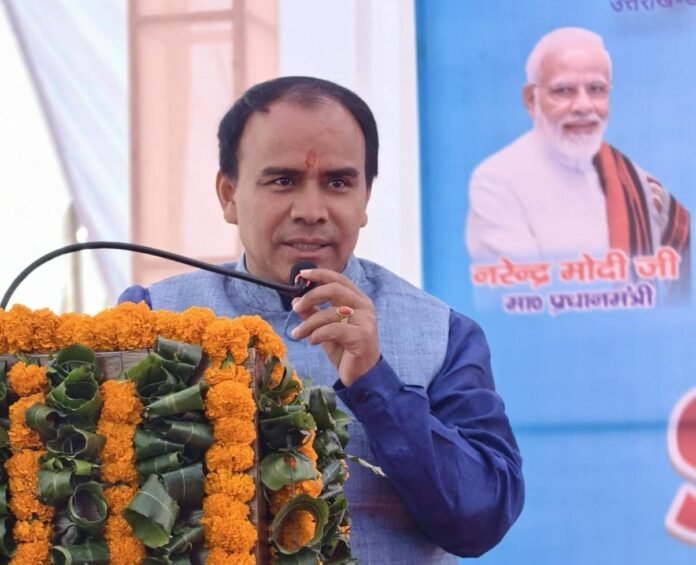 वार्ड बॉय व पर्यावरण मित्र के 1046 पदों पर शीघ्र होगी भर्ती: डॉ धन सिंह रावत