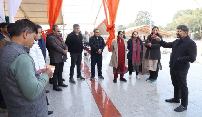 देहरादून में 77वें गणतंत्र दिवस समारोह की तैयारियां अंतिम चरण में, सीडीओ ने लिया व्यवस्थाओं का जायजा