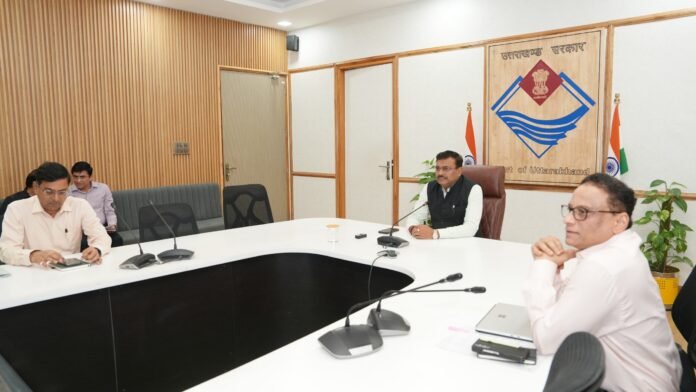 राज्य के हर स्कूल में बजेगी वॉटर बेल ग्रीष्म ऋतु की समीक्षा बैठक में मुख्य सचिव ने दिए निर्देश