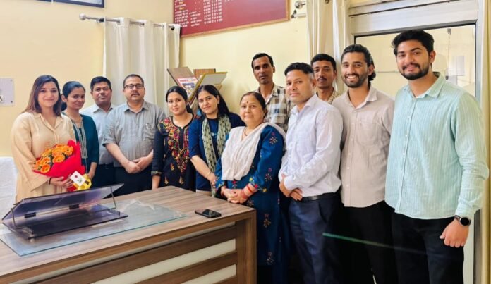 जिला सूचना अधिकारी पद पर प्रियंका जोशी ने संभाला कार्यभार