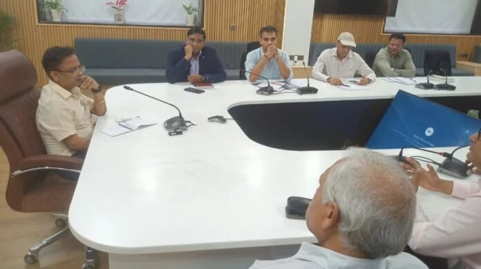 श्रमिक हितों के संरक्षण एवं औद्योगिक शांति बनाए रखने के निर्देश