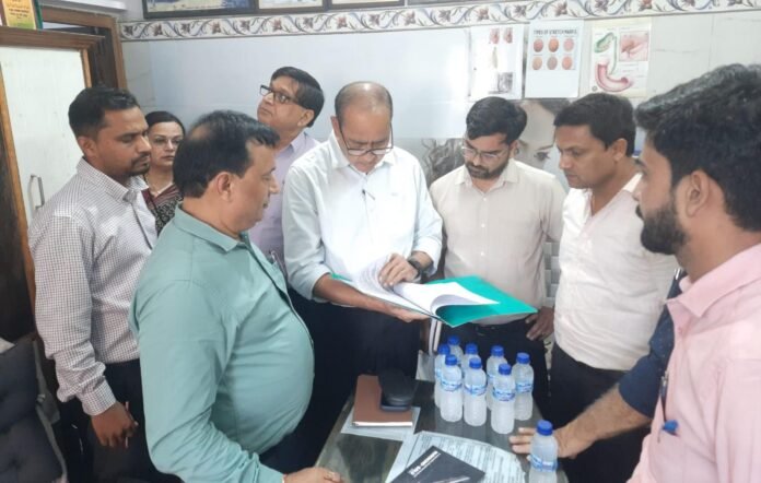 गर्भवस्था पूर्व एवं प्रसव पूर्व निदान तकनीक (लिंग चयन प्रतिषेध) अधिनियम 1994 के अन्तर्गत 02 केन्द्रो में निरीक्षण कार्यवाही हुई