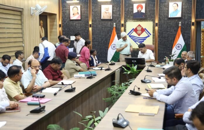 शिकायत-बहुल क्षेत्रों की होगी जीआईएस मैपिंग, तय होगी अधिकारियों की जवाबदेही-डीएम