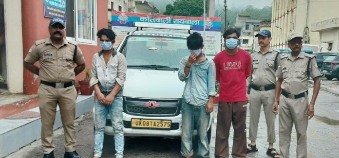 एसएसपी देहरादून के नेतृत्व में अपराधियों के विरूद्ध दून पुलिस की कार्यवाही लगातार जारी