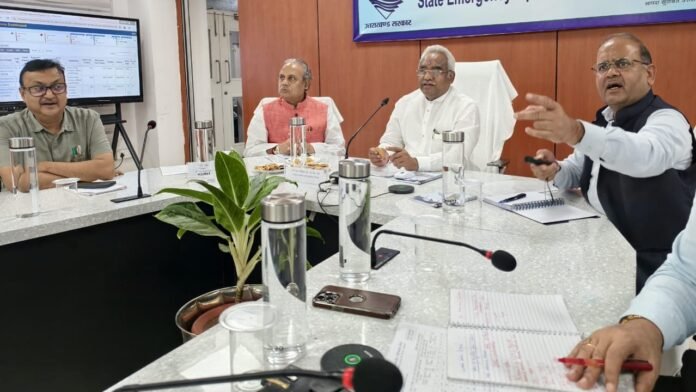 ग्लेशियर झीलों की निगरानी के लिए अत्याधुनिक तकनीक अपनाई जाएगीः मदन कौशिक