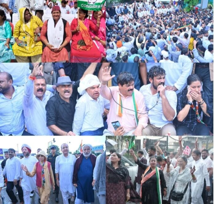 हल्द्वानी के ‘शुद्धिकरण’ के खिलाफ कांग्रेस का हल्ला बोल, मुख्यमंत्री आवास कूच में उमड़ा जनसैलाब