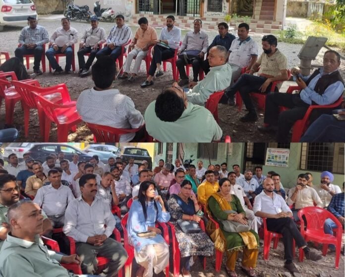बड़ी खबर:उत्तराखंड में सहकारी समिति (PACS) कर्मचारियों का 1 अक्टूबर से प्रदेशव्यापी कलमबंद हड़ताल का एलान