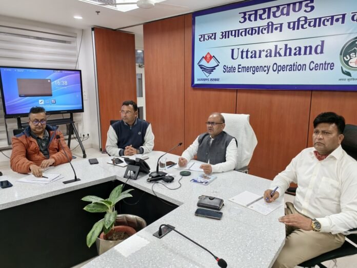 कल पांच जनपदों के लिए ऑरेंज अलर्टसचिव आपदा प्रबंधन ने बैठक कर तैयारियों की समीक्षा कीअधिकारियों को अलर्ट मोड में रहने के निर्देश